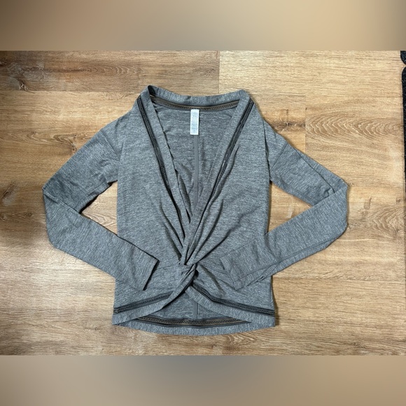 Ivivva For Lululemon Grey Knotted Front Long Sleeve Cardigan Size 12 - Picture 1 of 6